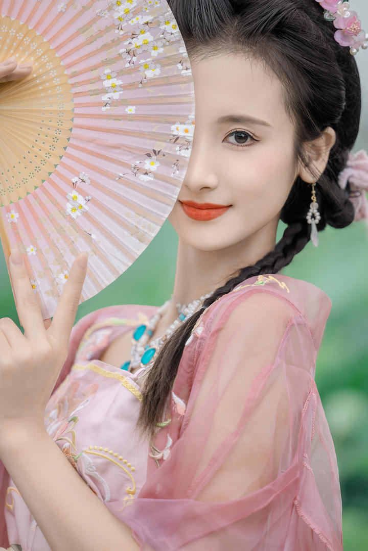 绝色美颜古风美女大全