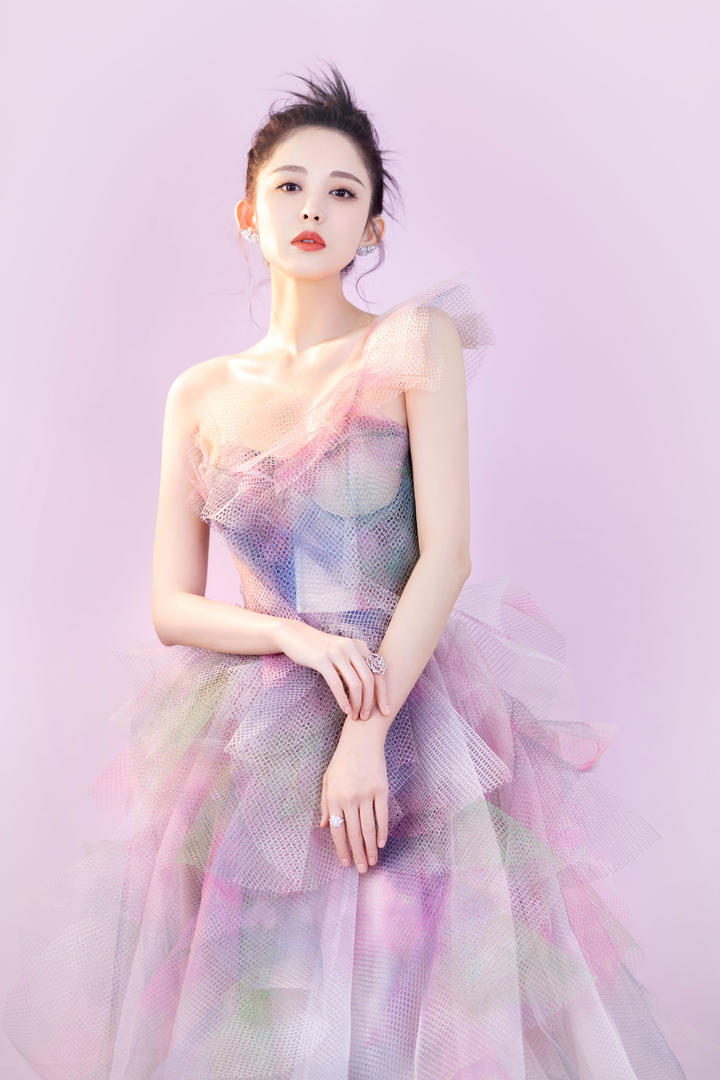 极品美女明星古力娜扎艺术写真图片集