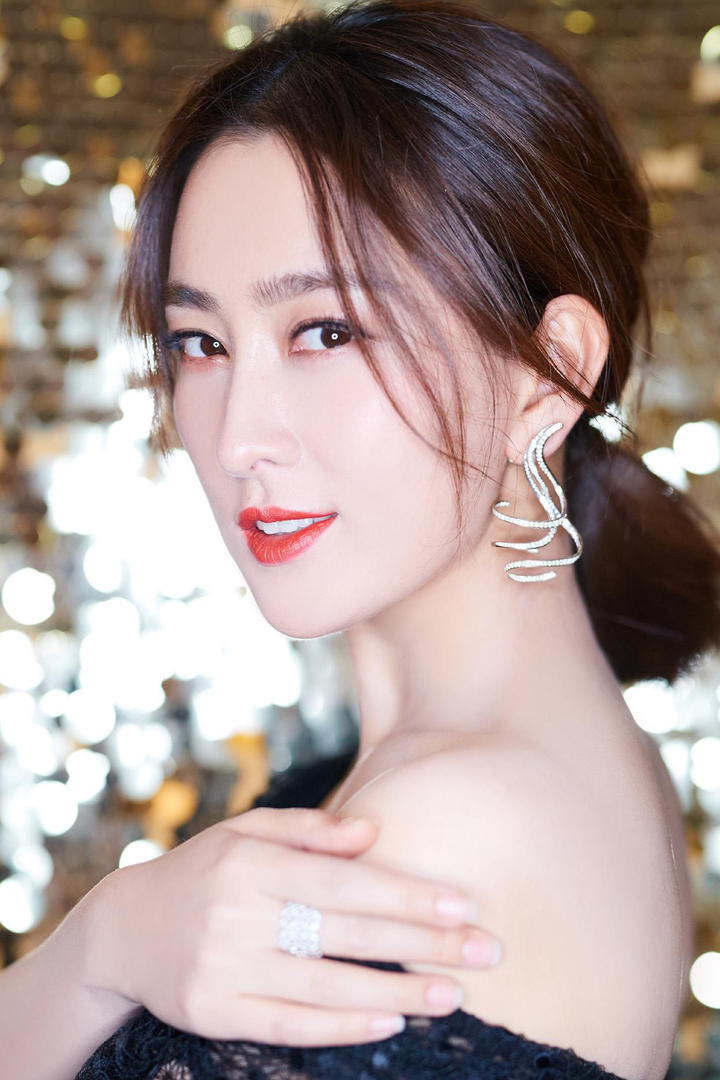 国内气质美女明星马苏写真图片