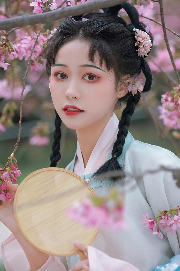 尤物网国潮古风美女唯美写真壁纸图片