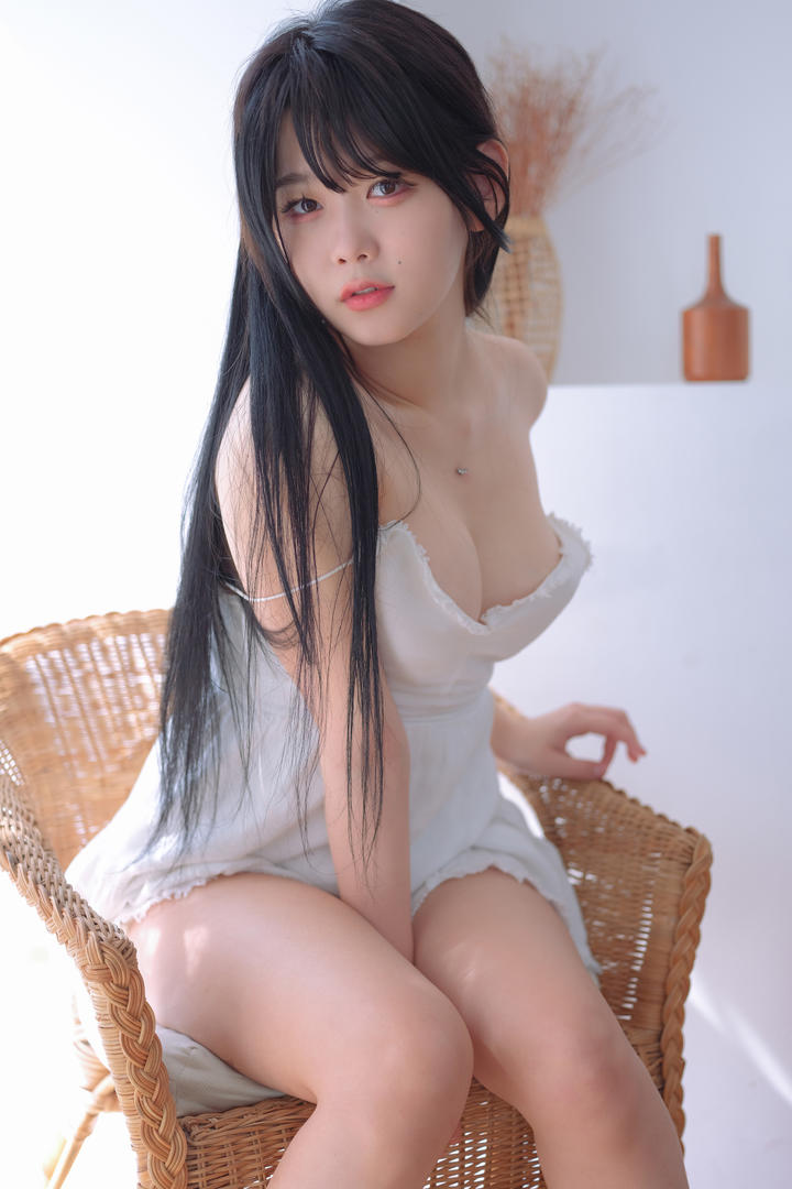 亚洲韩国极品美女照片