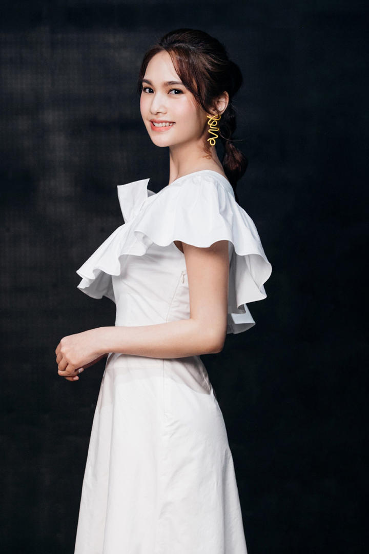 知名女歌手杨丞琳艺术写真图片