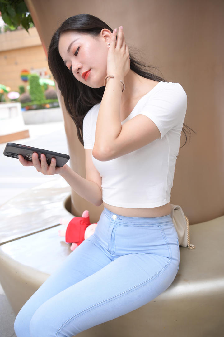 亚洲精品久久久偷拍韵味御姐美女高清下载