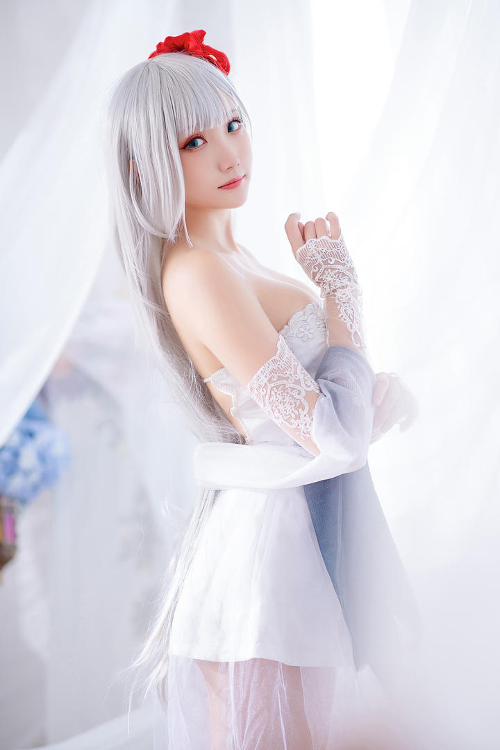 清纯cosplay美少女人体婚纱艺术照