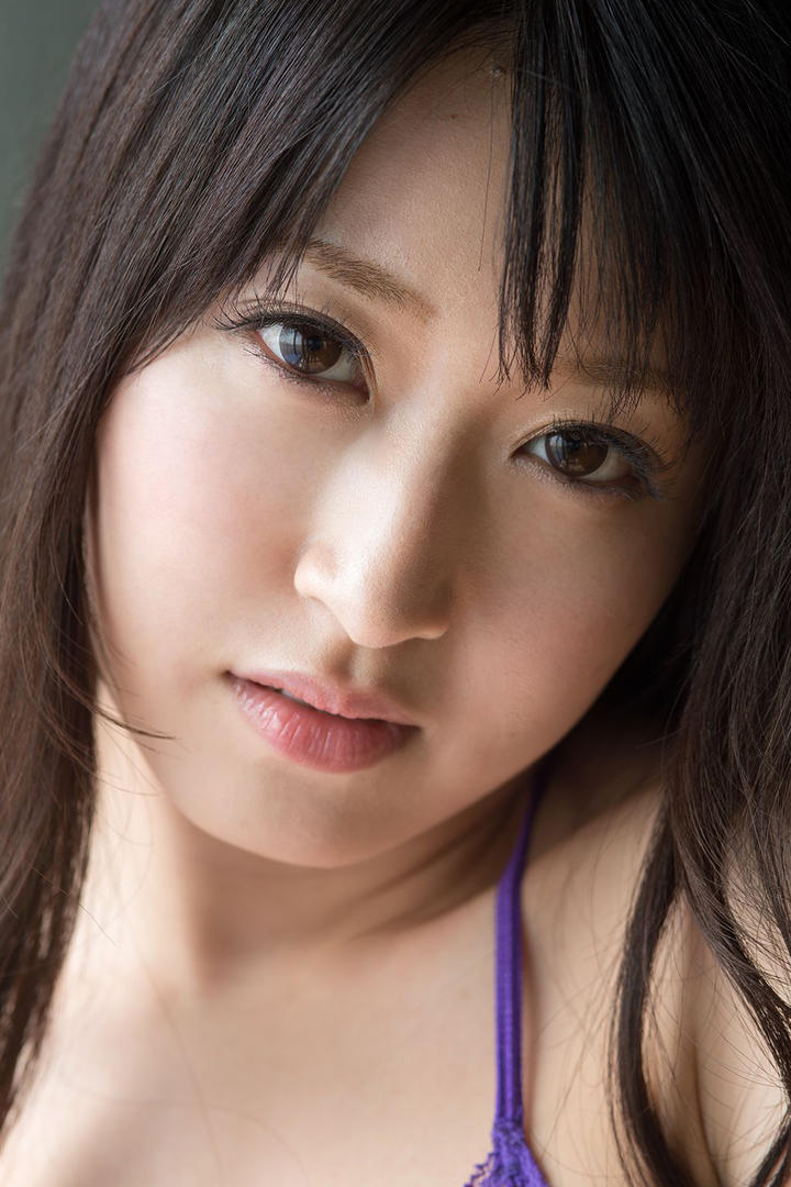 日本成熟美女模特高清图片