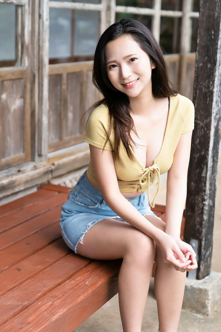 极品颜值牛仔裤美女