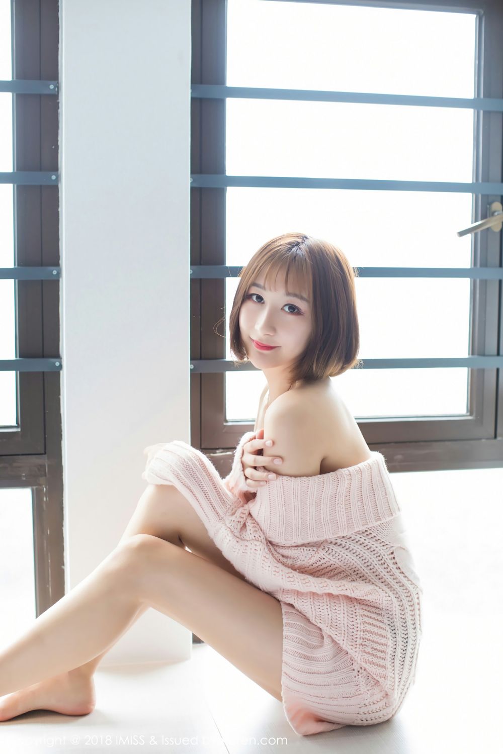 爱蜜社美女空姐九尾Ivy丝袜美腿足控福利极致诱惑