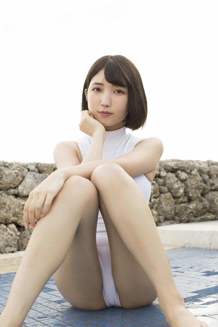 日本494949大但人文艺术美女泳装写真图片