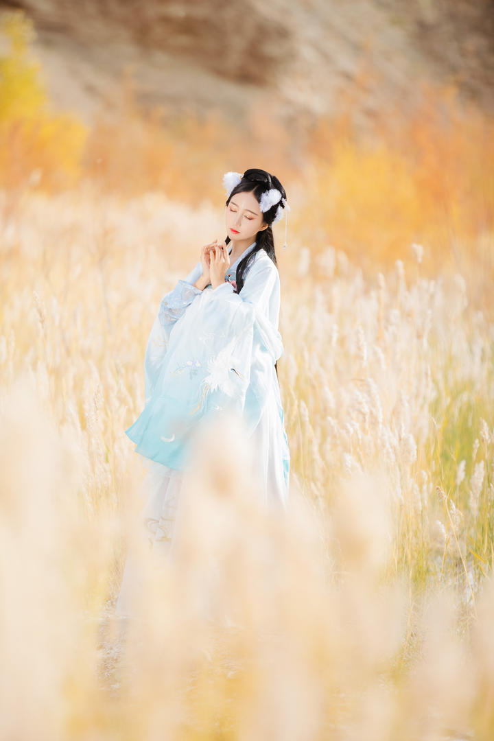 中国唯美清纯古装美女艺术写真图片