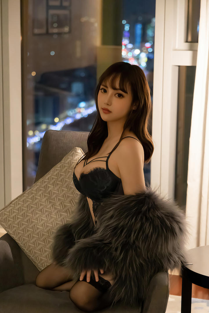 2048社区国产一级性感美女国模私拍下载