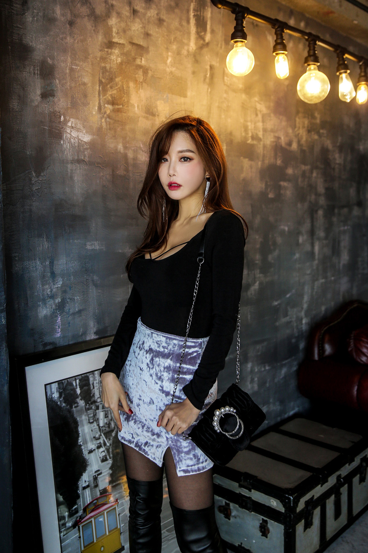 高清韩国美女尹爱智写真图片