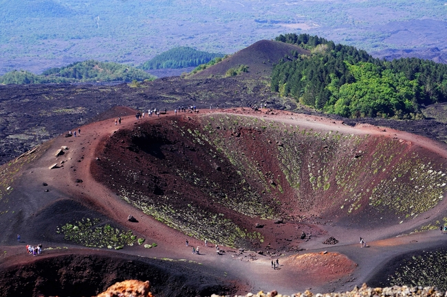 意大利西西里火山坑图片
