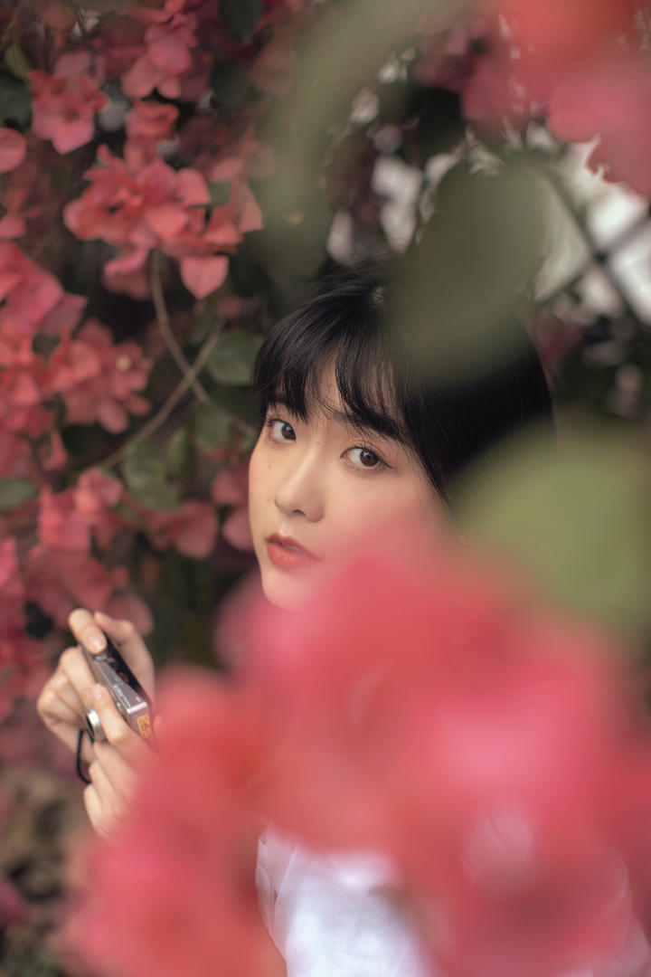 清纯漂亮的女学生黄子卿写真图片