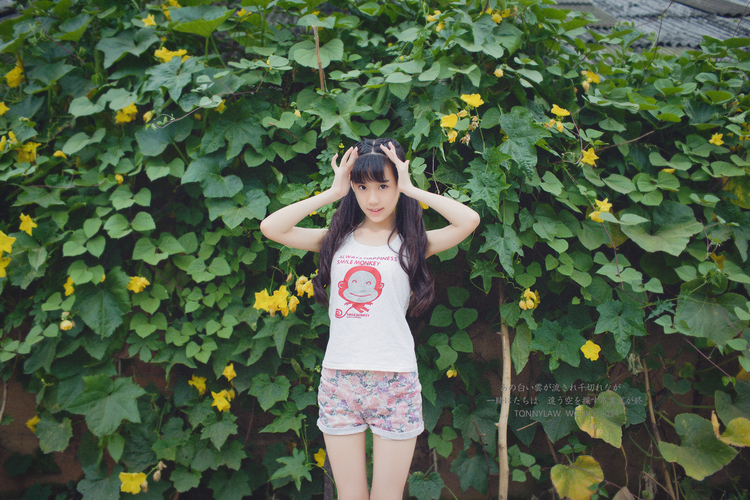 娇小可爱的性感萝莉