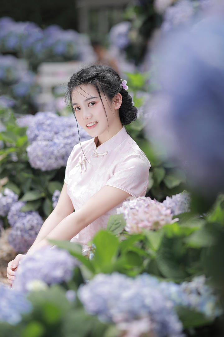 中国清纯旗袍美女唯美写真艺术照图片