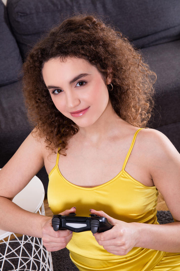 欧美无码成熟韵味女人睡衣写真图片