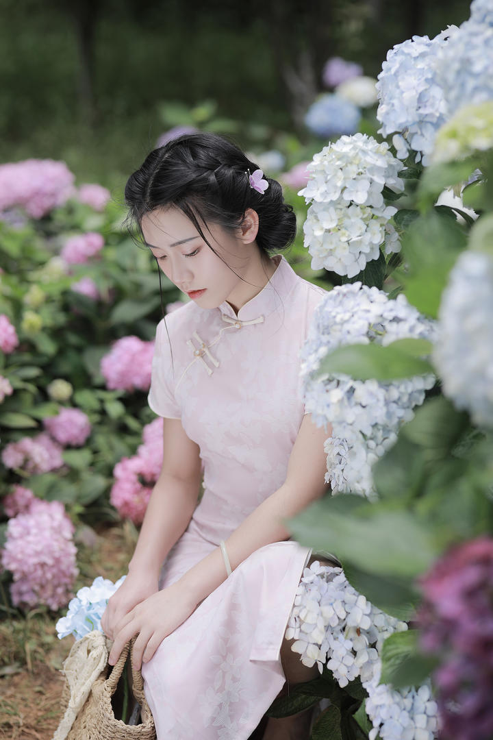中国古典旗袍美女壁纸高清图片