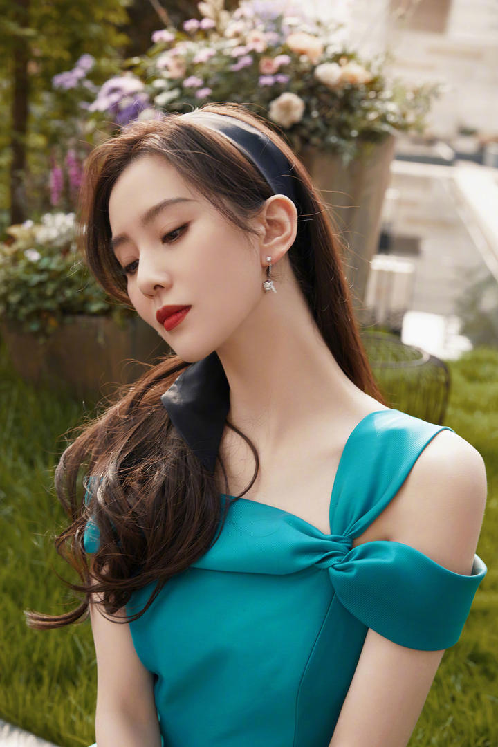 中国气质美女明星刘诗诗高清美照