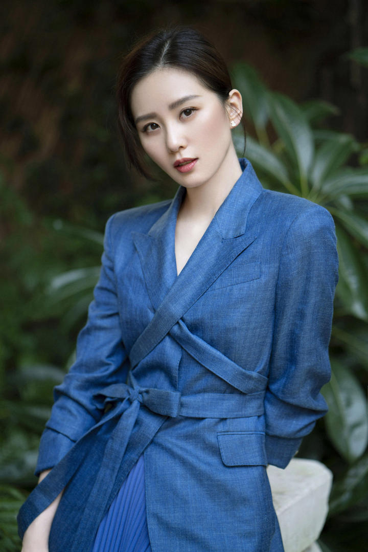 刘诗诗优雅气质长裙写真图片