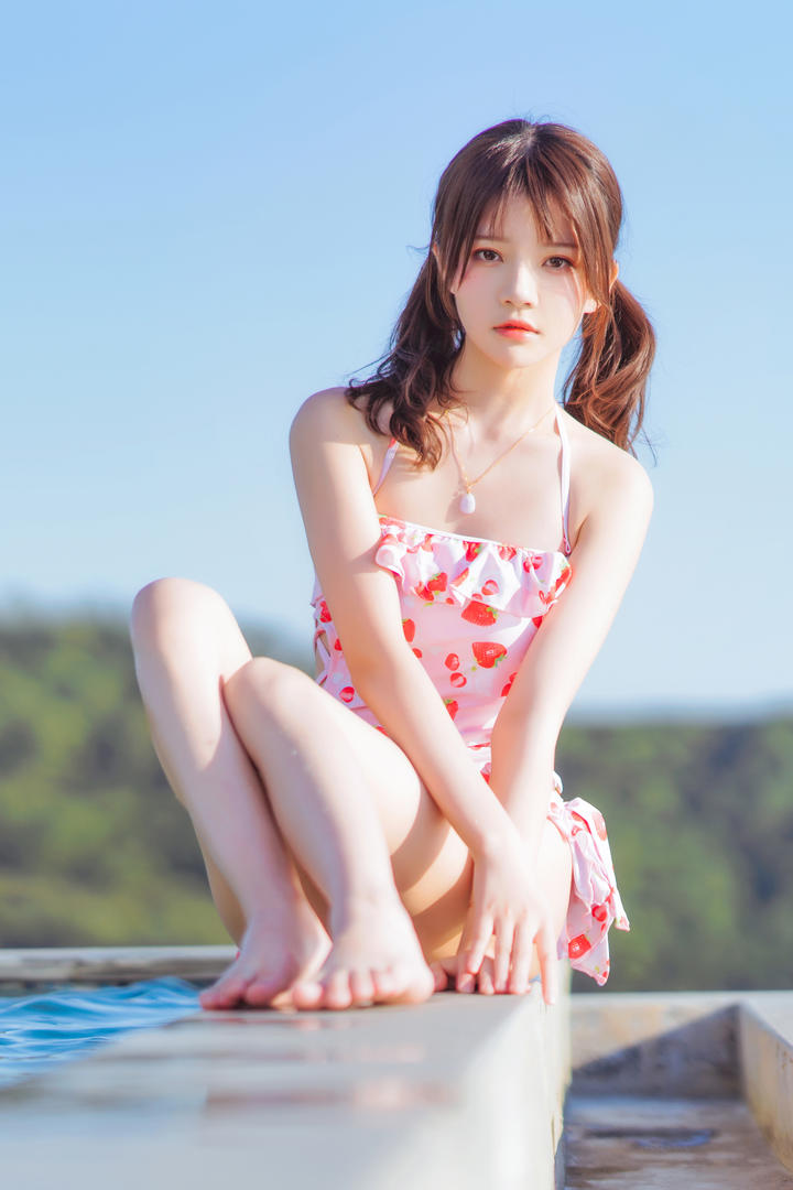 优优精品在线清纯女生泳装写真集高清下载