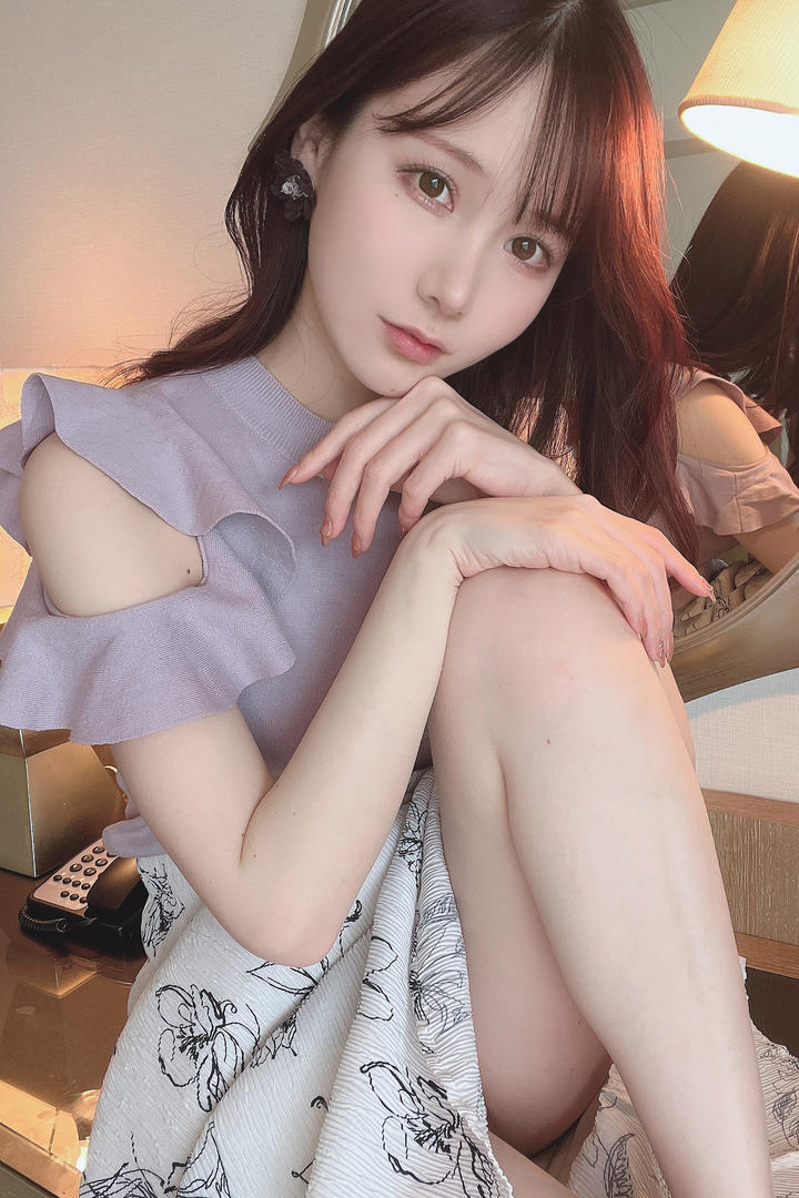 长相甜美的日本高颜值宅男女神性感美女私拍写真图片