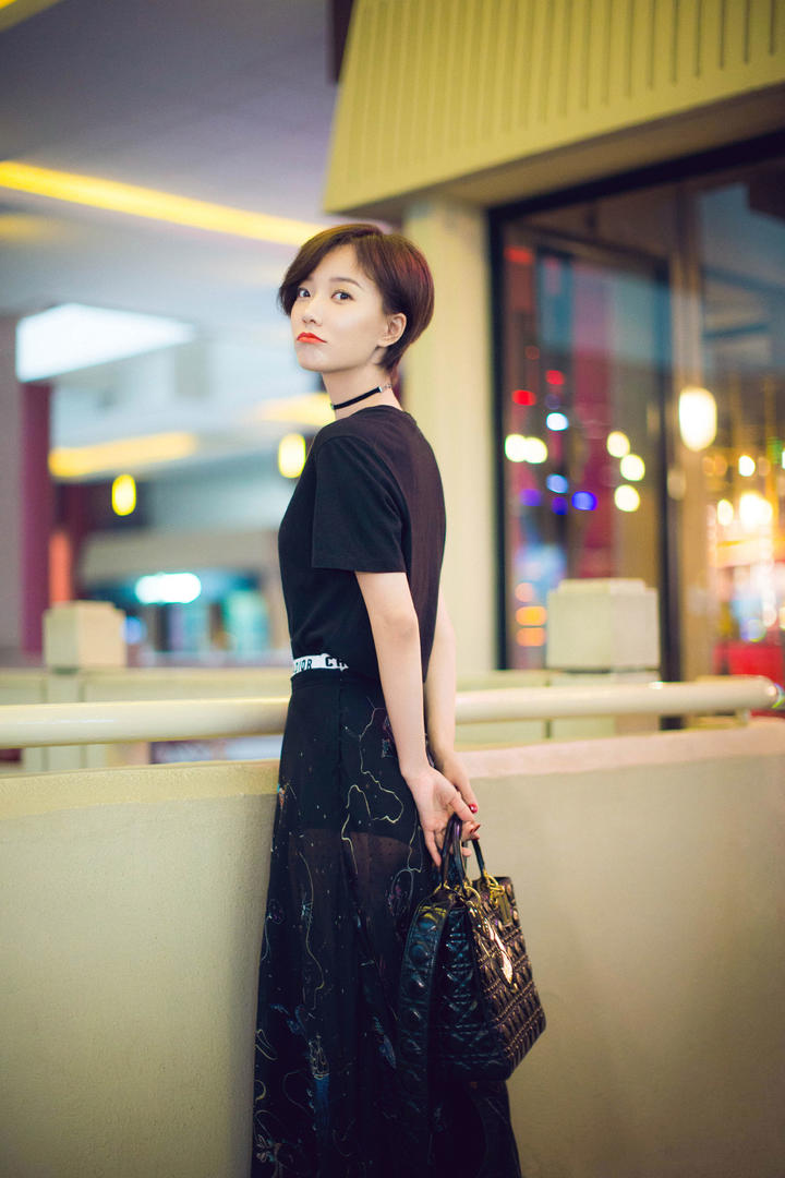 中国时尚美女明星王珞丹图片