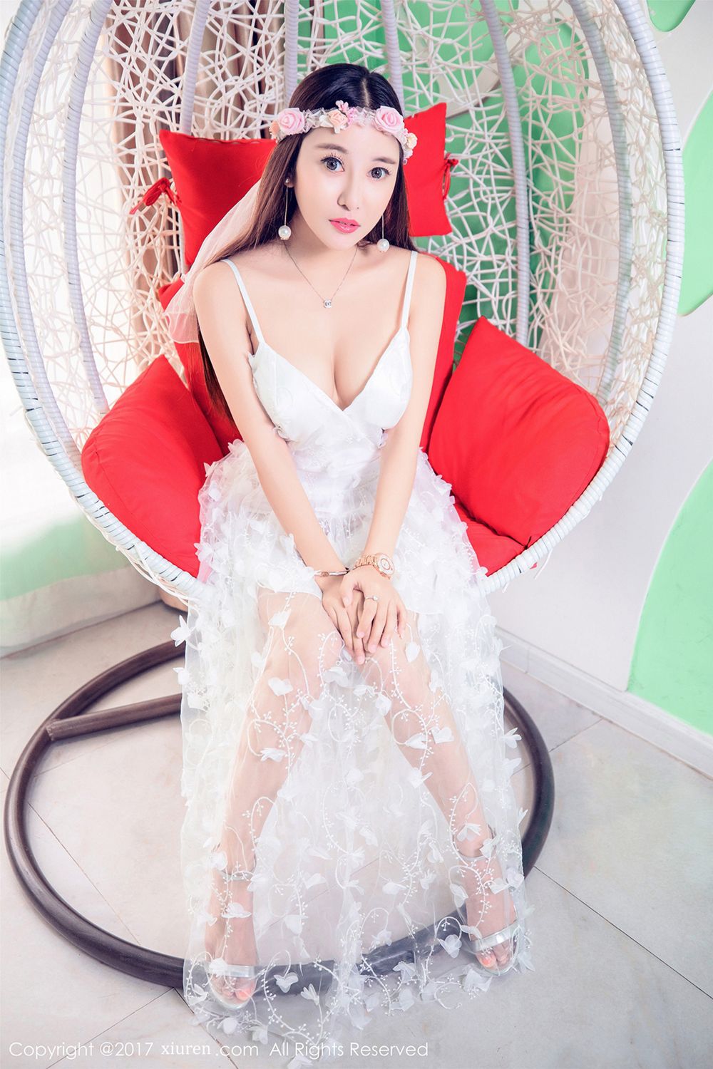 秀人网美女模特李梓熙洁白婚纱情趣内衣大尺度写真