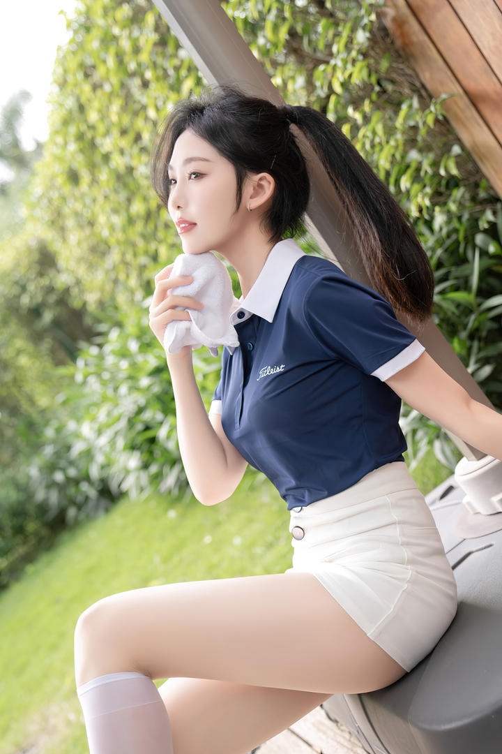 优果网极品超短裙美腿嫩模利世高清图片