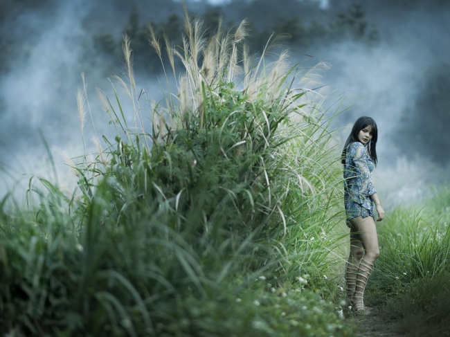 极品户外美女艺术人体图片