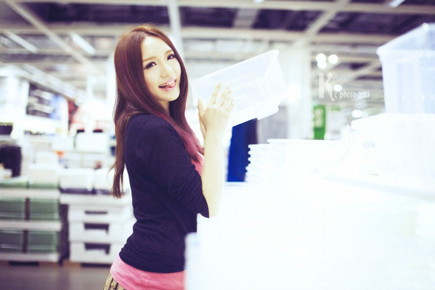 超市偶遇的甜美美女