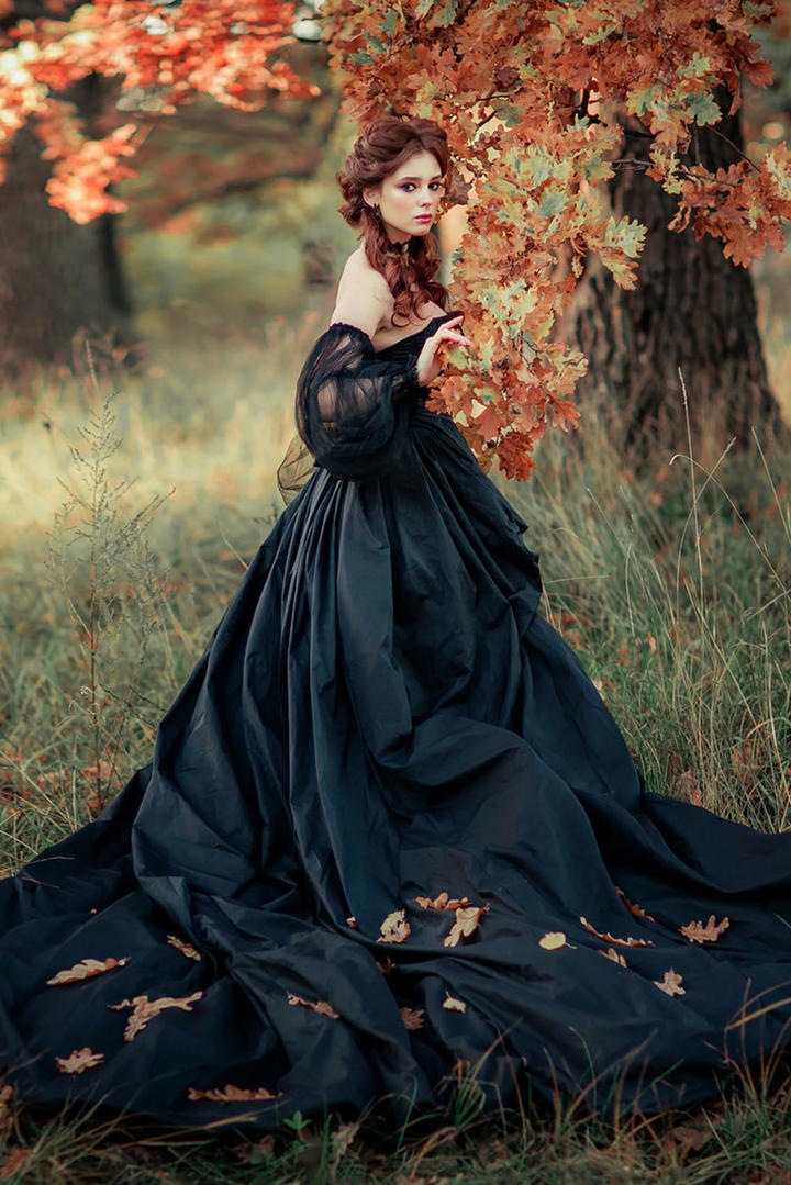 森林中的公主人像摄影艺术写真图片