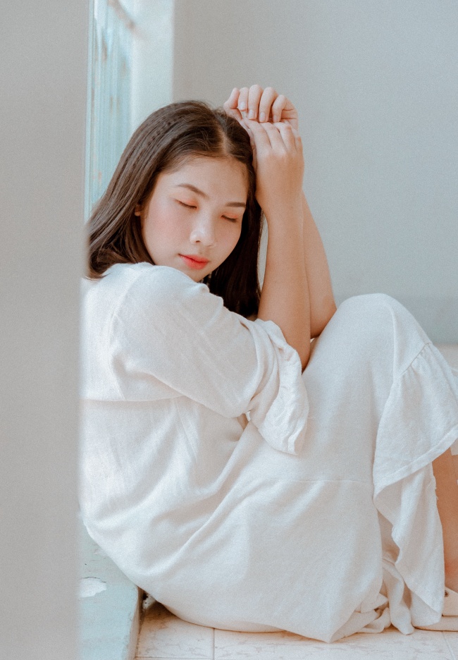 女生睡觉唯美图片