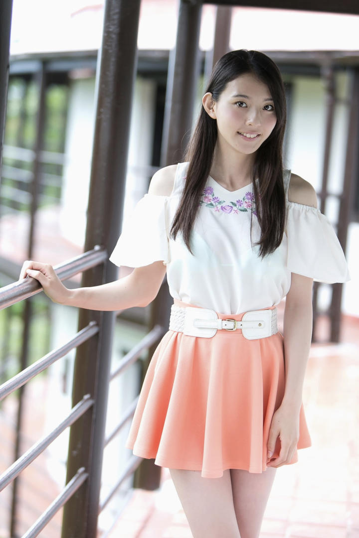 一本到日本可爱女生mm131美女精品图库