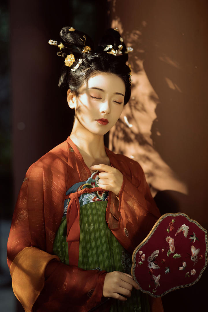 敦煌飞天女神唯美壁纸