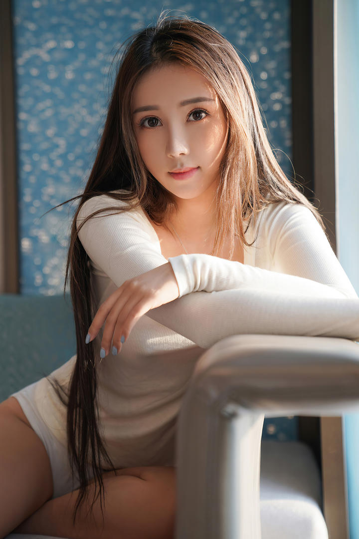 很有气质中国国模美女老师性感迷人图片