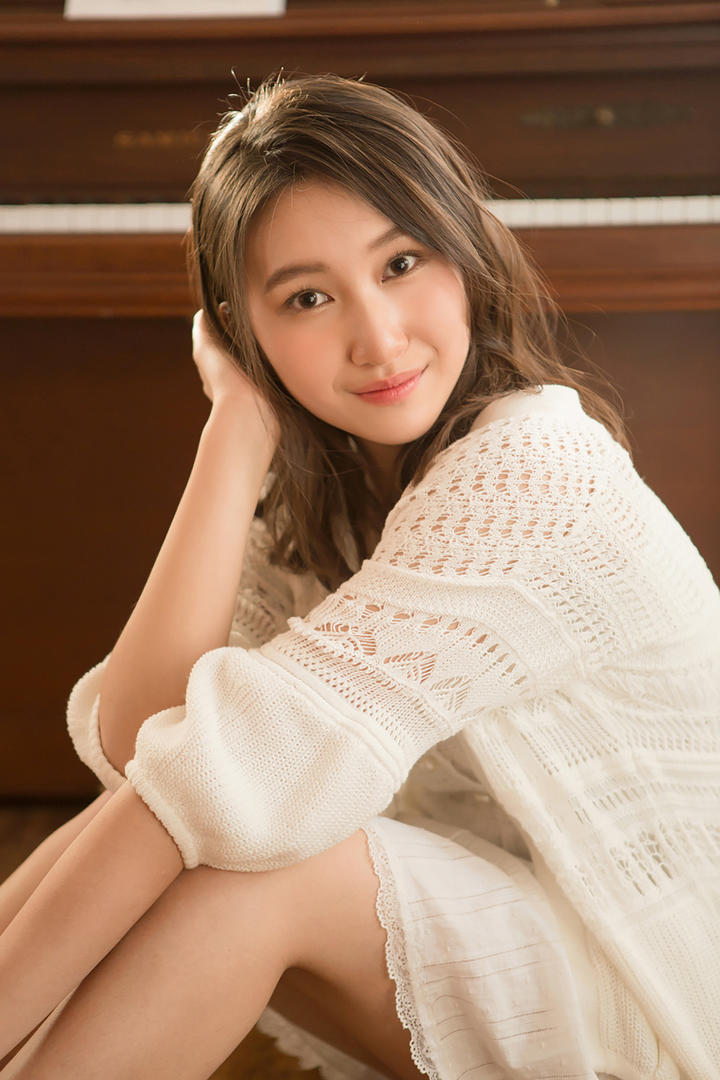 中国高清清纯可爱女生壁纸图片大全