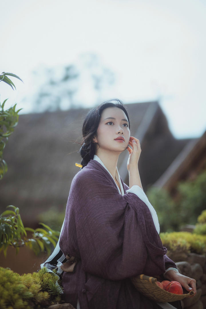 乡村里的漂亮清纯古装美女图片摄影套图