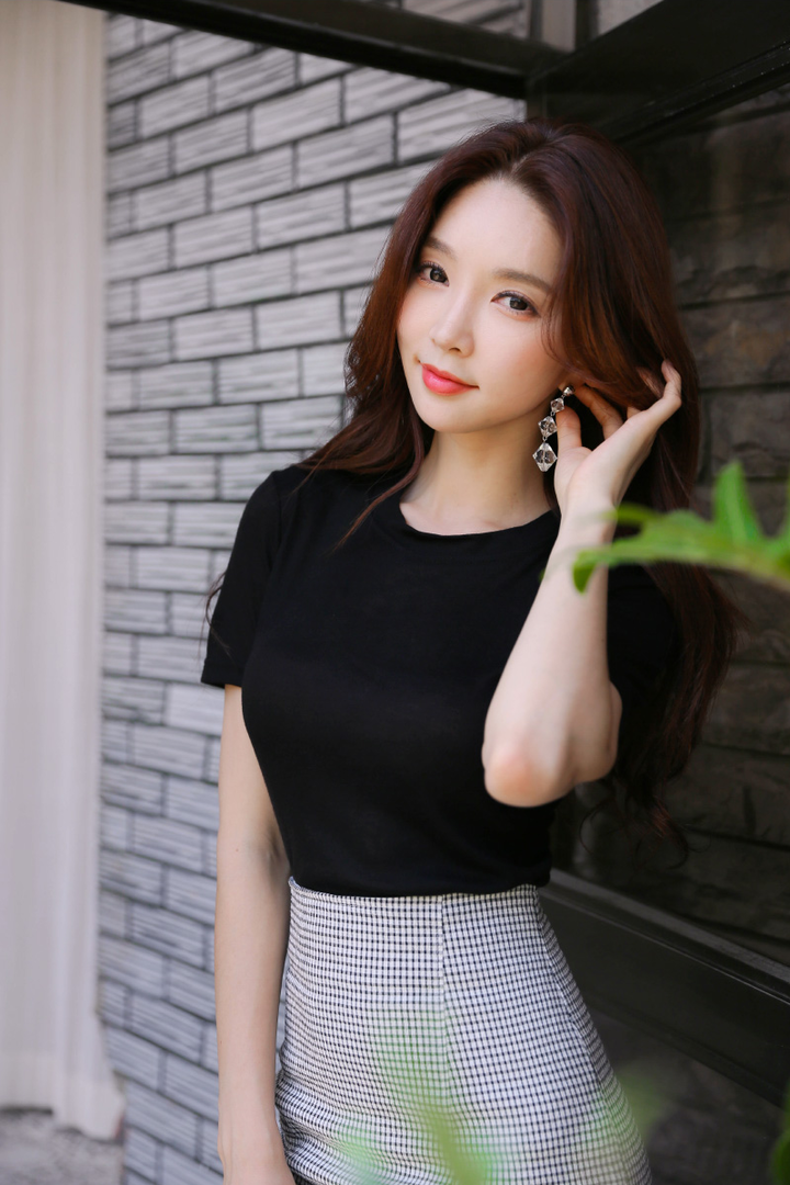 高清韩国极品女神朴秀妍写真