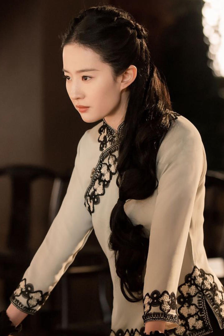 中国气质美女明星刘亦菲古装写真壁纸图片