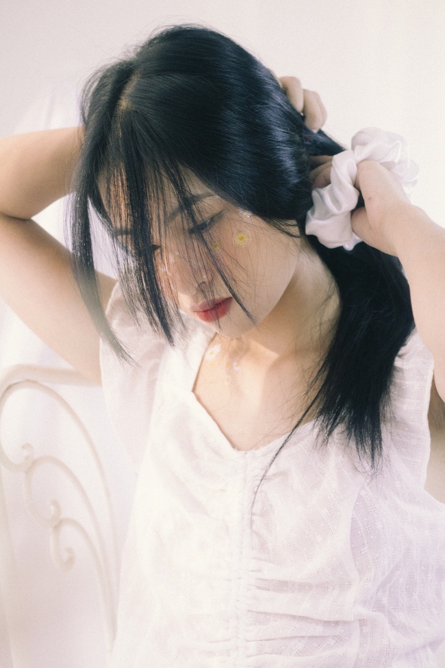 性感美女私人艺术写真图片