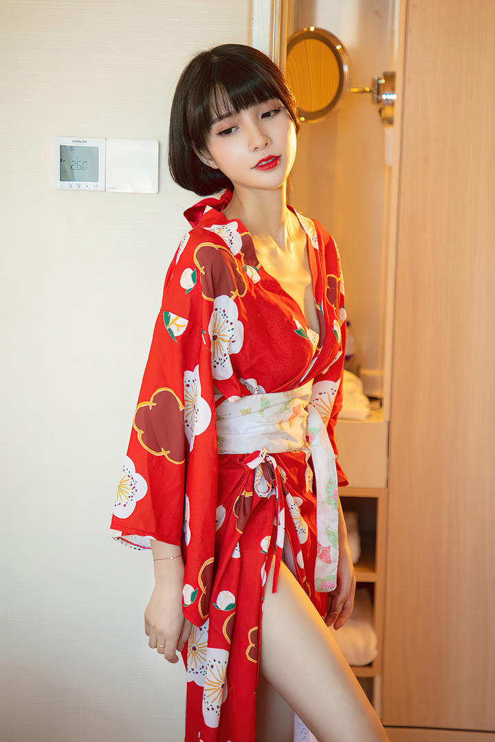 绝美颜值日本和服美女西西人体艺术照片