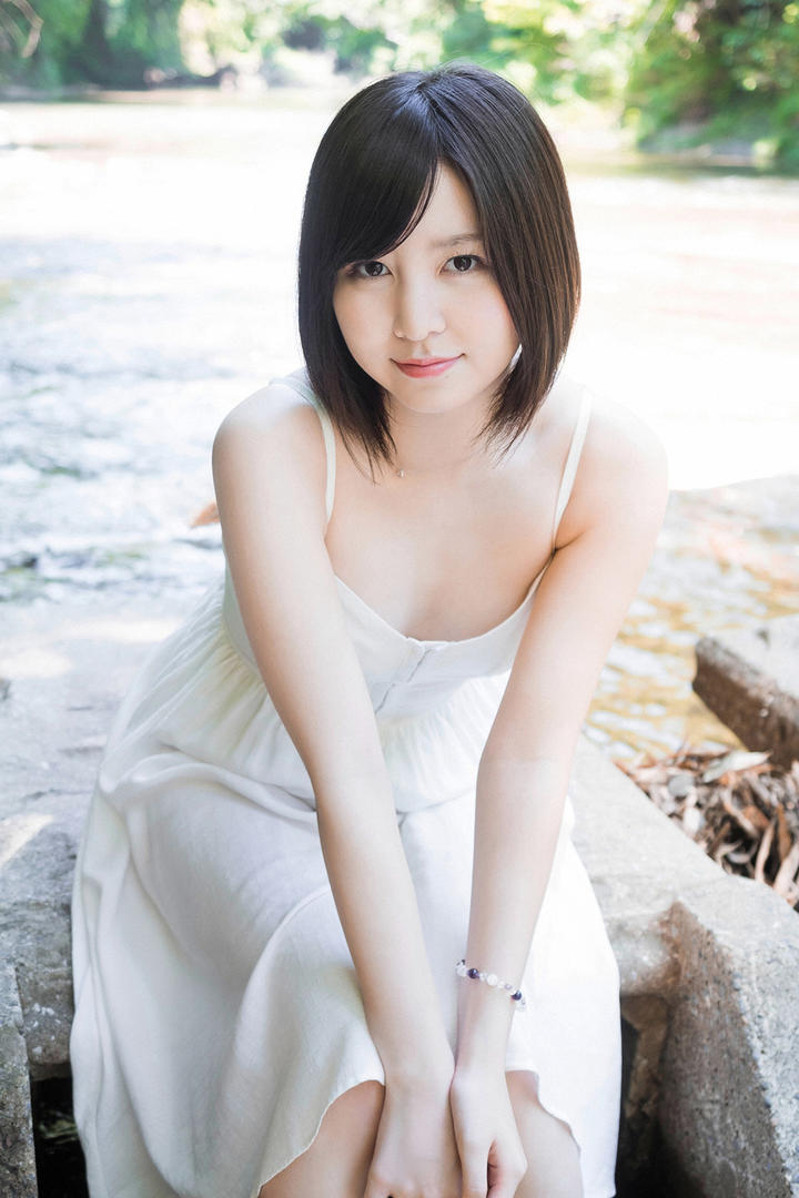 清纯养眼的连衣裙女孩日本美女手机壁纸图片