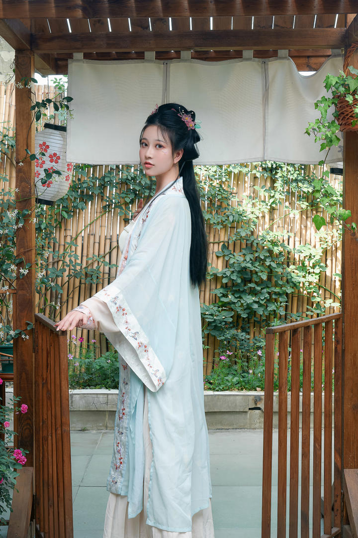 唯美清纯古风女生壁纸大全