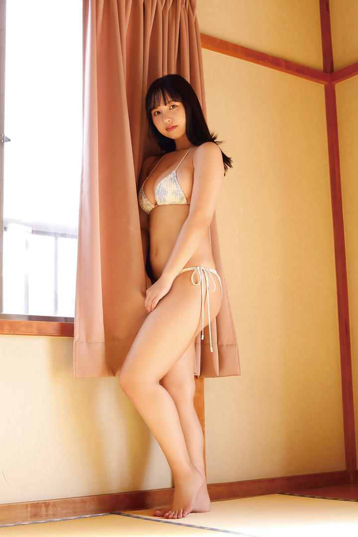 日韩久久精品微胖身材mm131美女图片