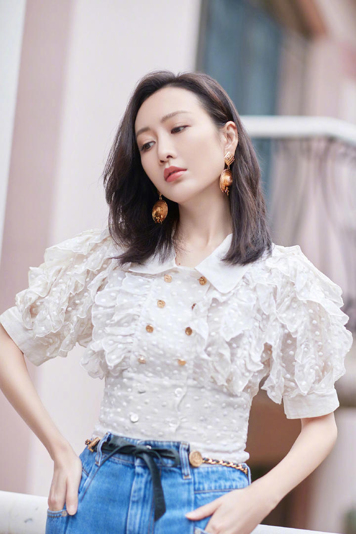 中国美女明星王鸥忧郁气质写真图片