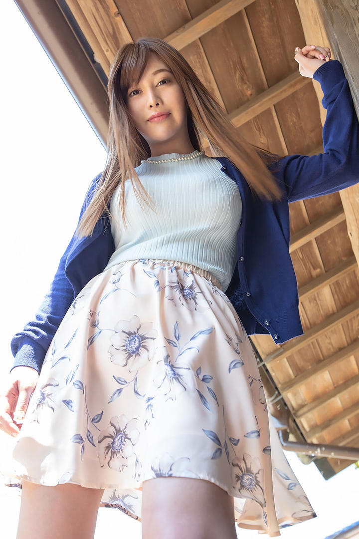 日本Graphis美女性感写真套图下载