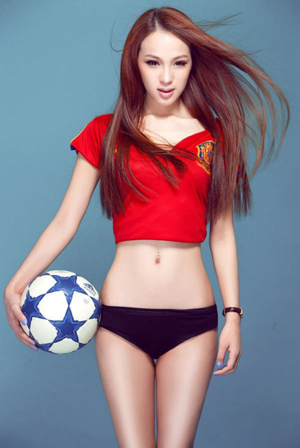 足球宝贝蛮腰长腿诱惑无限