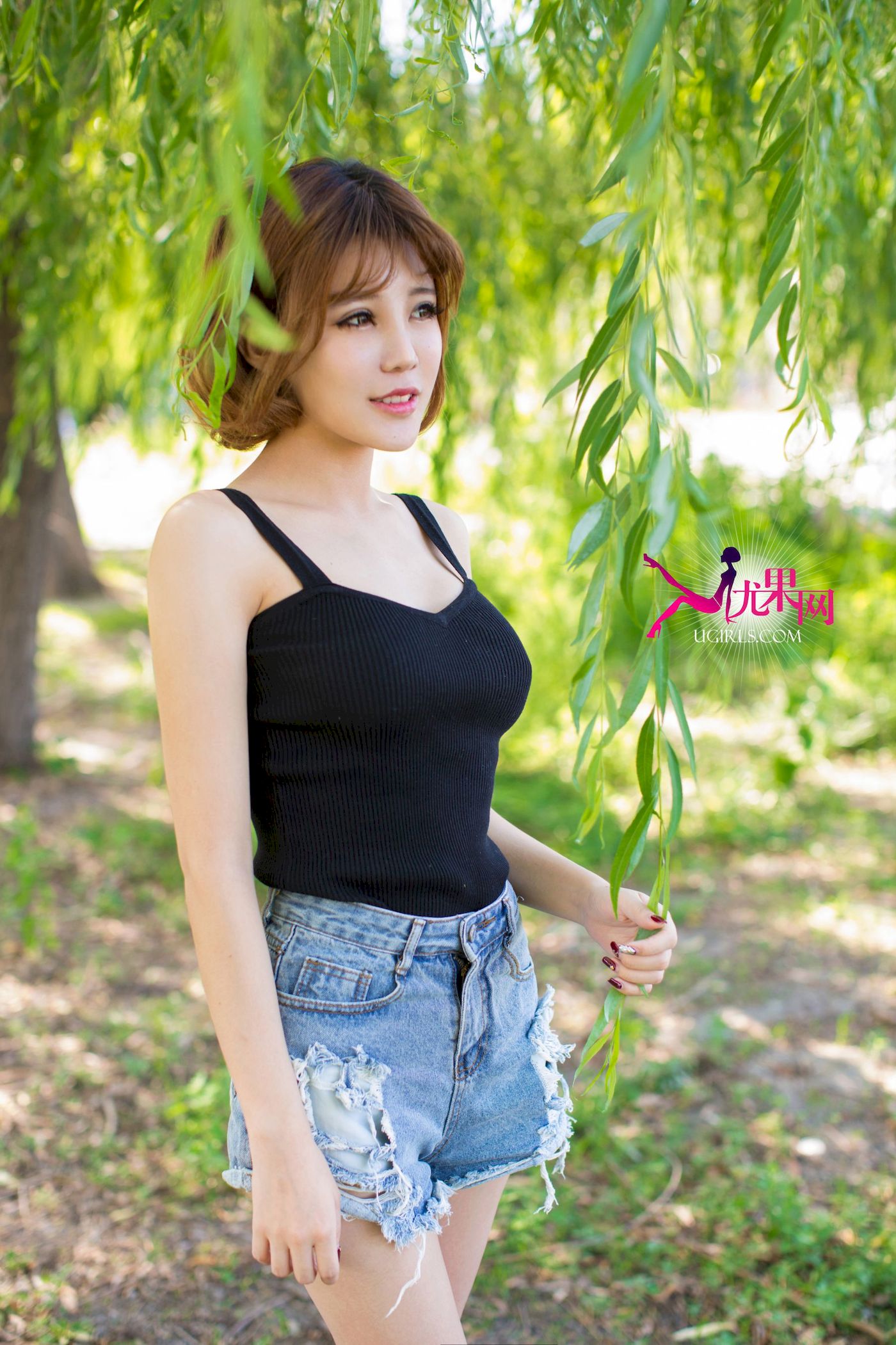 尤果网模特令孜昕Alin金色短发牛仔热裤热辣写真