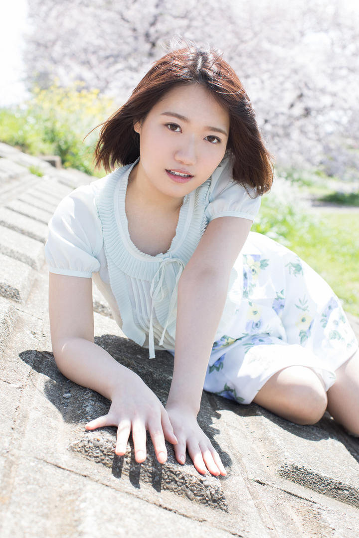清纯日本模特美女老师艺术照美图