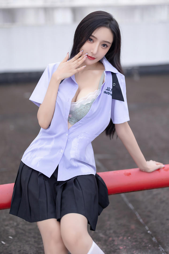 秀人美媛馆极品美女王馨瑶国模私拍写真集